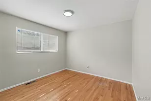 5144 Abington Rd, Florissant, MO 63033 - Photo 9