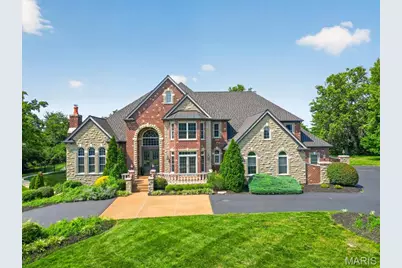 33 Chapel Hill Estates, Saint Louis, MO 63131 - Photo 3