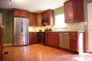 672 Towerwood Dr, Ballwin, MO 63021 - Photo 3