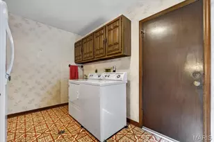 1940 Windmoor Pl, Town and Country, MO 63131 - Photo 21
