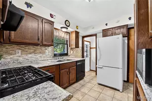 11219 Behr Dr, Green Park, MO 63123 - Photo 5