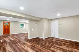 9218 Damson Dr, Saint Louis, MO 63123 - Photo 19