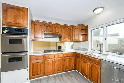 31 Four Winds Drive, Saint Peters, MO 63376 - Photo 5