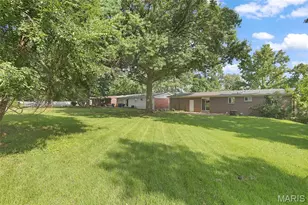 1210 Dorne Dr, Ballwin, MO 63021 - Photo 29