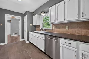 35 Wildwood Ln, Kirkwood, MO 63122 - Photo 23