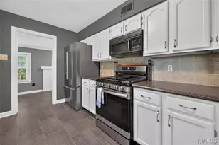 35 Wildwood Ln, Kirkwood, MO 63122 - Photo 21