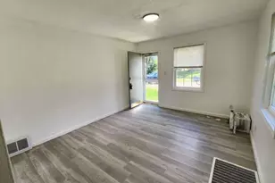 3966 Kleinschmidt Annex, Arnold, MO 63010 - Photo 5