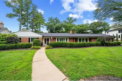 50 Woodcrest Drive, Ladue, MO 63124 - Photo 1