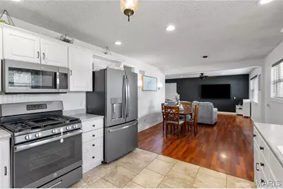1205 Cypress Drive, O'Fallon, MO 63366 - Photo 9