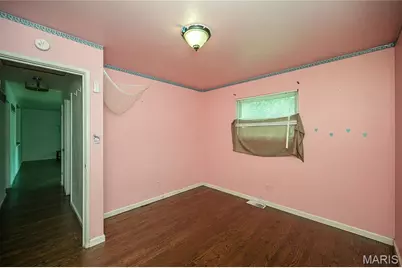 460 Versailles Drive, Florissant, MO 63031 - Photo 13