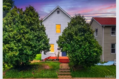 1318 Graham Street, Saint Louis, MO 63139 - Photo 1