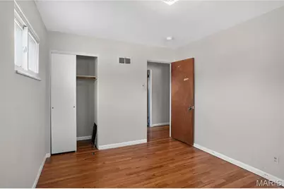5500 Donbar Drive, Saint Louis, MO 63121 - Photo 13