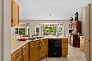 8 Autumn Grove Ct, O'Fallon, MO 63366 - Photo 13