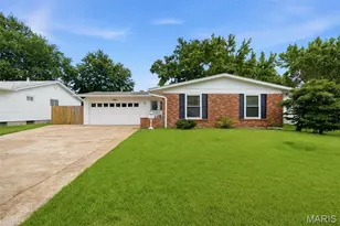 1550 Bristol Dr, Florissant, MO 63031 - Photo 1