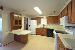 207 N Marion St, Malden, MO 63863 - Photo 11