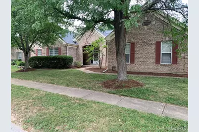 2223 Twin Estates Circle, Chesterfield, MO 63017 - Photo 1