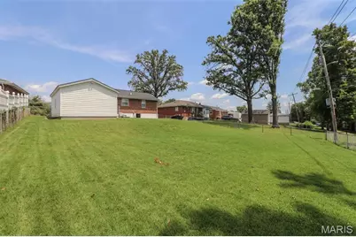 8932 Ione Lane, Affton, MO 63123 - Photo 23