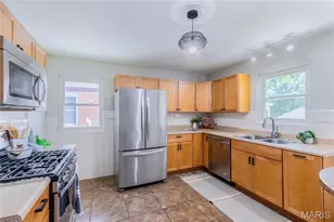6558 Oleatha Ave, Saint Louis, MO 63139 - Photo 9