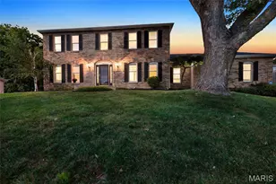 15525 Windsor Ridge Ct, Chesterfield, MO 63017 - Photo 3