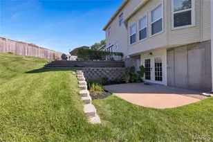 15525 Windsor Ridge Ct, Chesterfield, MO 63017 - Photo 9