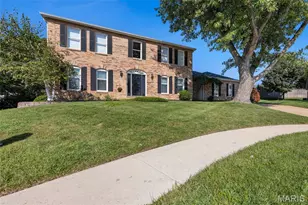 15525 Windsor Ridge Ct, Chesterfield, MO 63017 - Photo 1