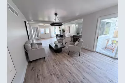 1514 Sycamore Glen Court, Florissant, MO 63031 - Photo 9