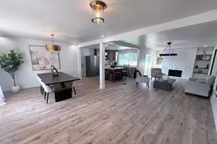 1514 Sycamore Glen Ct, Florissant, MO 63031 - Photo 3