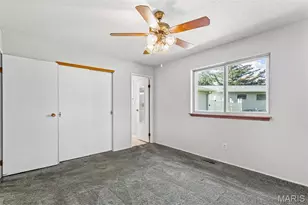 4688 Towne Centre Dr, Mehlville, MO 63128 - Photo 25