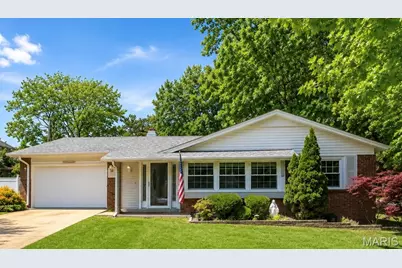4688 Towne Centre Drive, Mehlville, MO 63128 - Photo 1