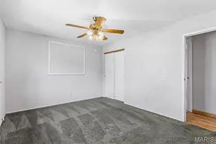 4688 Towne Centre Dr, Mehlville, MO 63128 - Photo 23