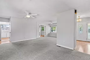 4688 Towne Centre Dr, Mehlville, MO 63128 - Photo 13