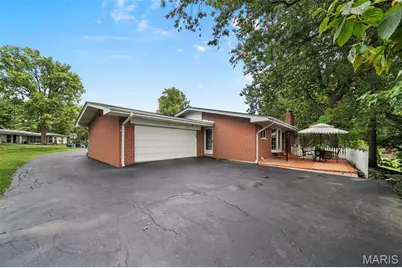 418 Monaco Drive, Warson Woods, MO 63122 - Photo 29