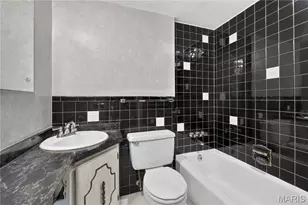 4626 Yorkchester Dr, Saint Louis, MO 63129 - Photo 35
