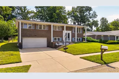 4626 Yorkchester Drive, Saint Louis, MO 63129 - Photo 3