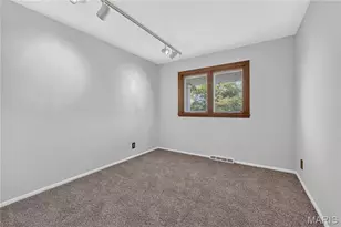 4626 Yorkchester Dr, Saint Louis, MO 63129 - Photo 25