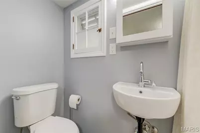 2307 Brown Road, Overland, MO 63114 - Photo 31