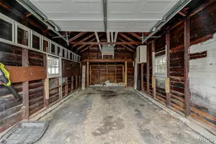 2307 Brown Rd, Overland, MO 63114 - Photo 37