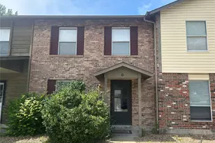 47 Park Charles Blvd, Saint Peters, MO 63376 - Photo 1