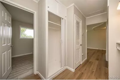 9813 Wendell Drive, Saint Louis, MO 63136 - Photo 13