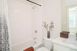 2725 Salena St, Saint Louis, MO 63118 - Photo 19