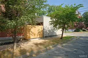 2725 Salena St, Saint Louis, MO 63118 - Photo 3