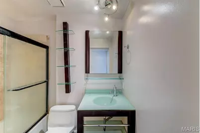 607 Westgate Avenue #E, University City, MO 63130 - Photo 25