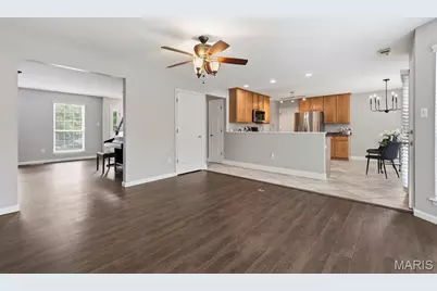 914 Oakmoor Drive, Fenton, MO 63026 - Photo 11