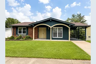 745 Woodrun Drive, Ballwin, MO 63021 - Photo 1
