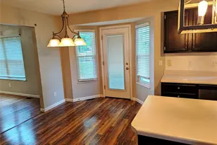 905 Lands End Cir, Saint Charles, MO 63304 - Photo 9