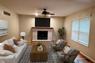 905 Lands End Cir, Saint Charles, MO 63304 - Photo 11