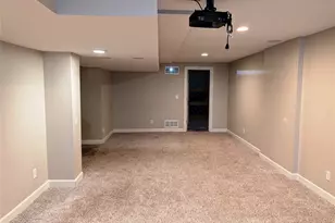 905 Lands End Cir, Saint Charles, MO 63304 - Photo 29