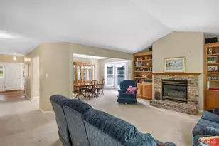811 Brae Ct, Chesterfield, MO 63017 - Photo 19