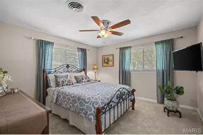 930 Blackberry Place, Saint Louis, MO 63130 - Photo 27