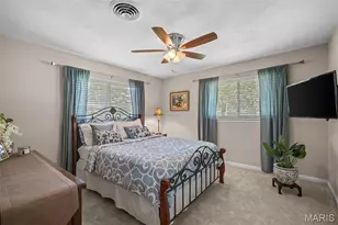 930 Blackberry Pl, Saint Louis, MO 63130 - Photo 27